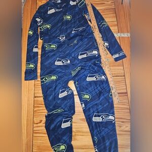Team Apparel Blue and Green NFL Sportswear
